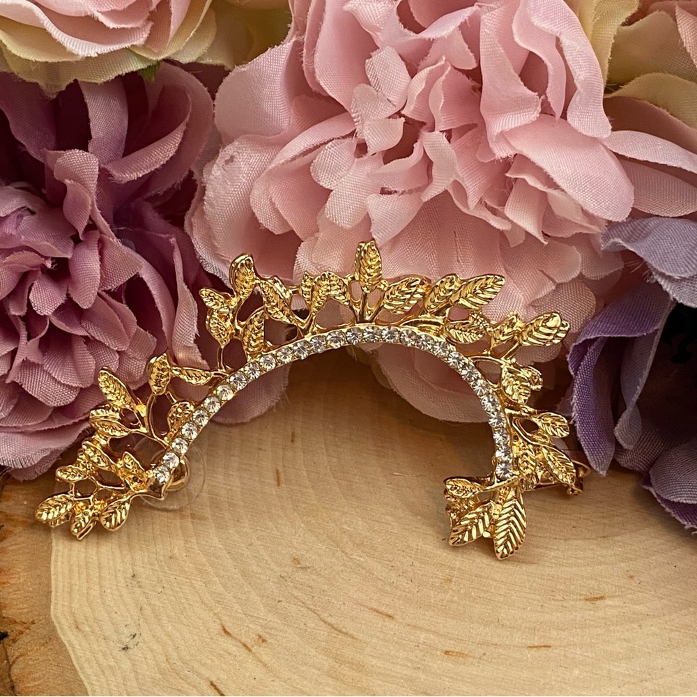 Whimsical Crystal Fairy Leaves Earring Cuff - Picture 8 of 16